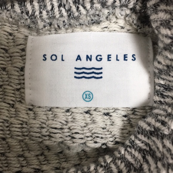 Anthropologie sweater - Picture 5 of 6